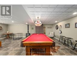 29 WOODSIDE DRIVE - 35