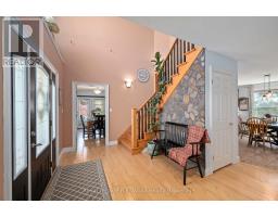 29 WOODSIDE DRIVE - 4