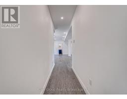 203 TALBOT STREET S - 10