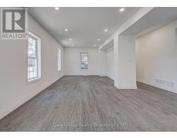 203 TALBOT STREET S - 15