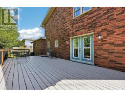 157 STANLEY STREET N - 40