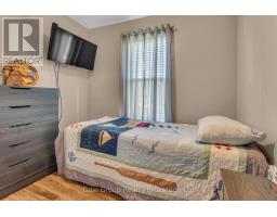 50 - 33 PITT STREET - 22