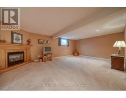 54 - 570 SPITFIRE STREET - 31