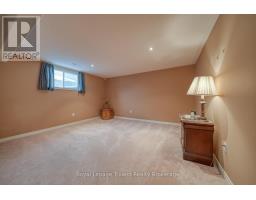 54 - 570 SPITFIRE STREET - 32