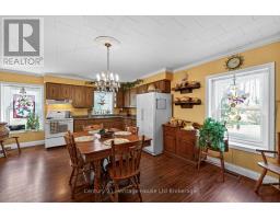 776443 BLANDFORD STREET - 14
