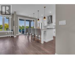 18 THOMPSON COURT - 15