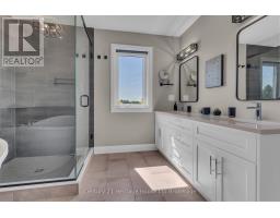 18 THOMPSON COURT - 34