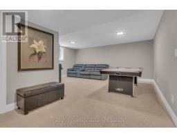 18 THOMPSON COURT - 36