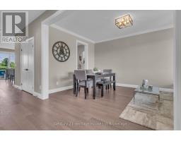 18 THOMPSON COURT - 43