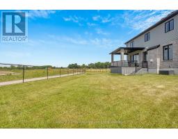 18 THOMPSON COURT - 44