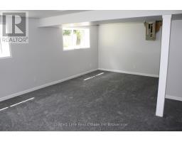 2831 LAKESHORE ROAD - 19