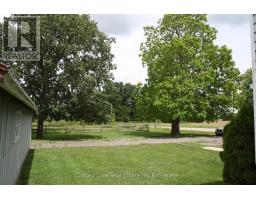 2831 LAKESHORE ROAD - 5