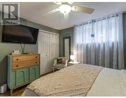 25 - 20 HURON STREET N - 27