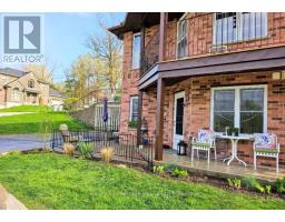 25 - 20 HURON STREET N - 4
