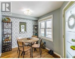 25 - 20 HURON STREET N - 8