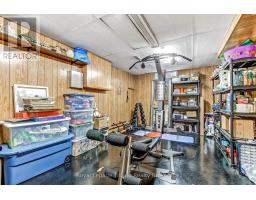 789 GLADSTONE DRIVE - 32