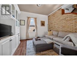 445 VINCENT STREET - 9