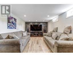 468 LEE AVENUE - 32