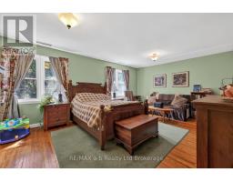 61 PARKWOOD DRIVE - 36