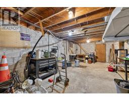 61 PARKWOOD DRIVE - 40