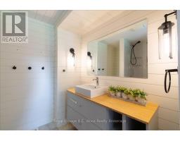 419 MAIN STREET W - 14