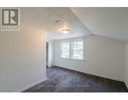 419 MAIN STREET W - 18