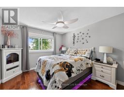 12 JUBILEE PLACE - 21
