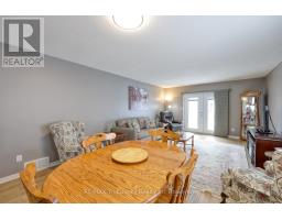 33 WILKINS CRESCENT - 10