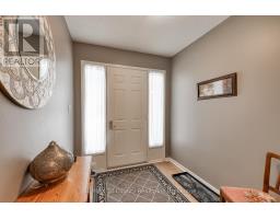 33 WILKINS CRESCENT - 23