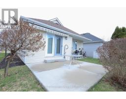 33 WILKINS CRESCENT - 27