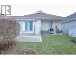 33 WILKINS CRESCENT - 28