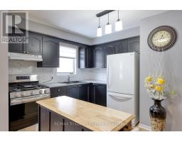 33 WILKINS CRESCENT - 6