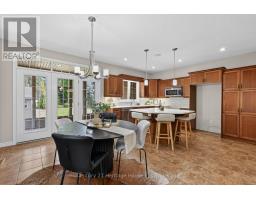 927 RIDGEWOOD DRIVE W - 11