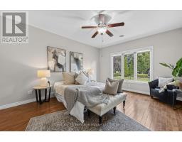 927 RIDGEWOOD DRIVE W - 18