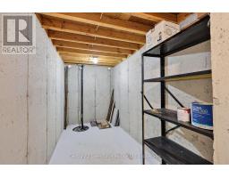 927 RIDGEWOOD DRIVE W - 38