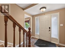 27 SIOUX CRESCENT - 9