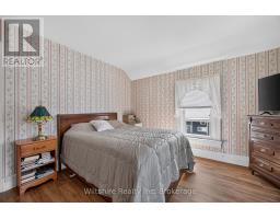 4 BOND STREET - 12