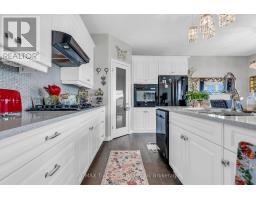 18 CROCUS AVENUE - 13