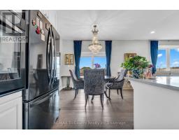 18 CROCUS AVENUE - 18