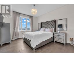 18 CROCUS AVENUE - 20