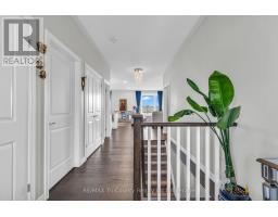 18 CROCUS AVENUE - 30