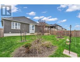 18 CROCUS AVENUE - 33