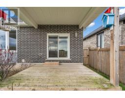 18 CROCUS AVENUE - 34