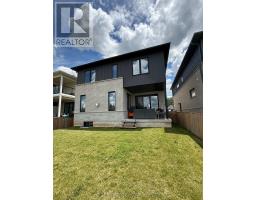 75 TRAILVIEW DRIVE - 37