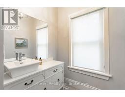 31 GIVINS STREET - 11