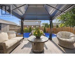 507 HUMMINGBIRD CRESCENT - 21