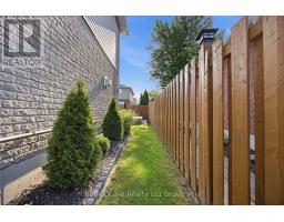 507 HUMMINGBIRD CRESCENT - 34