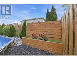 507 HUMMINGBIRD CRESCENT - 35