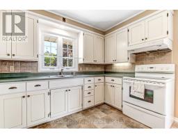 49 BRIAR DRIVE - 16