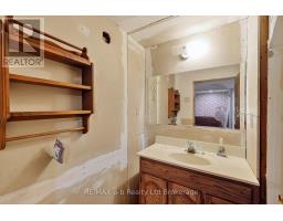 19 SPRUCE ROAD - 29